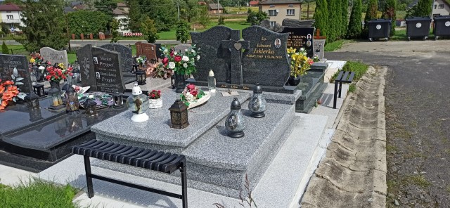 Edward Iskierka 1940 Oświęcim - Grobonet - Wyszukiwarka osób pochowanych