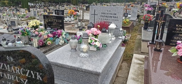 Mieczysław Jankowski 1943 Oświęcim - Grobonet - Wyszukiwarka osób pochowanych