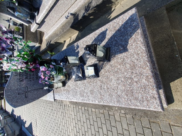 Grób Marian Kuźma
