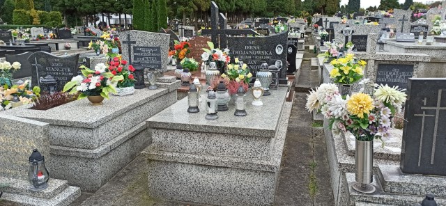 Irena Trojanowska 1939 Oświęcim - Grobonet - Wyszukiwarka osób pochowanych