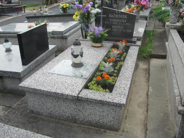 Grób Tadeusz Kornik