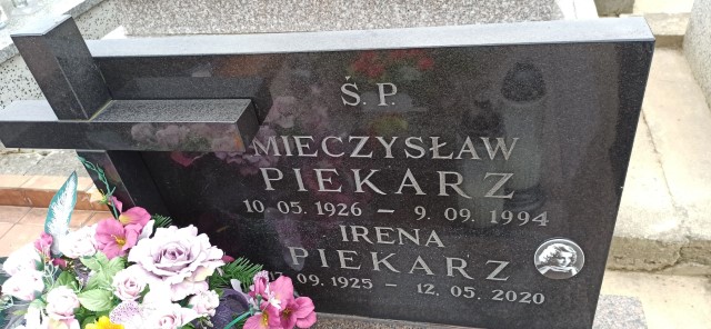 Irena Piekarz 1925 Oświęcim - Grobonet - Wyszukiwarka osób pochowanych