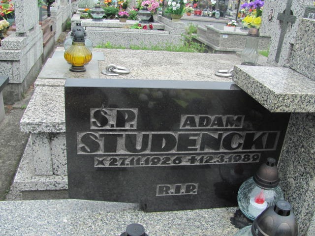 Adam Studencki 1926 Oświęcim - Grobonet - Wyszukiwarka osób pochowanych