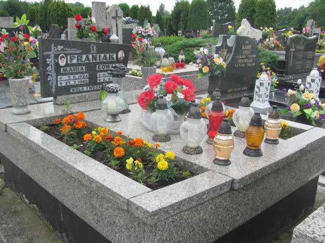 Grób Maria Franiak