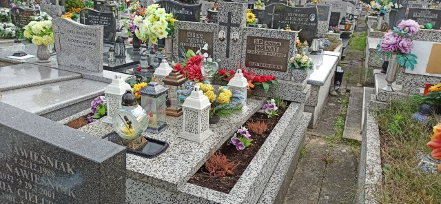 Grażyna Wanat 1952 Oświęcim - Grobonet - Wyszukiwarka osób pochowanych