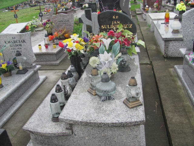 Grób Tomasz Sulikiewicz