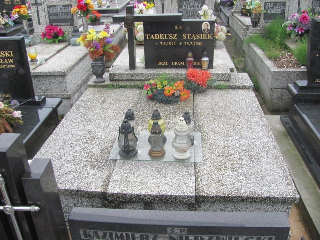 Grób Tadeusz Stąsiek