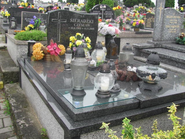 Grób Czesław Sieradzki