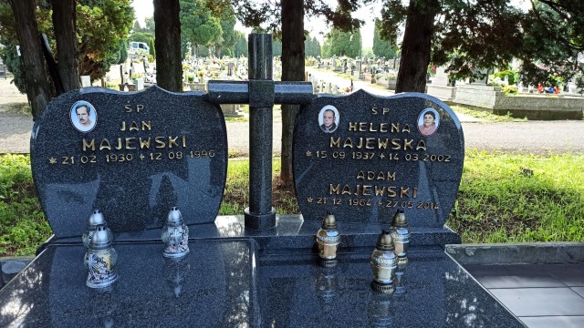 Adam Majewski 1964 Oświęcim - Grobonet - Wyszukiwarka osób pochowanych