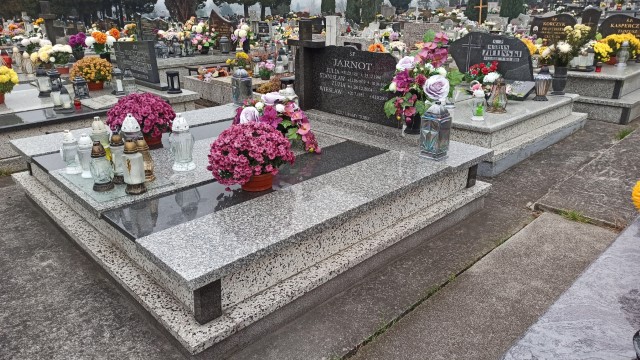 Julia Jarnot 1921 Oświęcim - Grobonet - Wyszukiwarka osób pochowanych