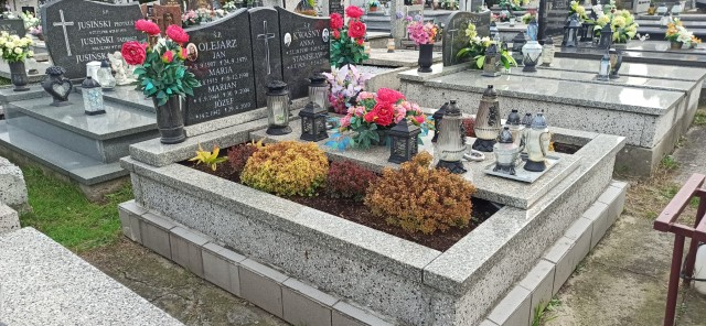 Jan Olejarz 1907 Oświęcim - Grobonet - Wyszukiwarka osób pochowanych
