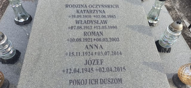 Grób Władysław Oczyński