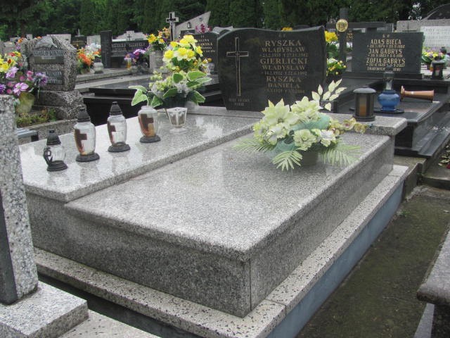 Grób Władysław Gierlicki