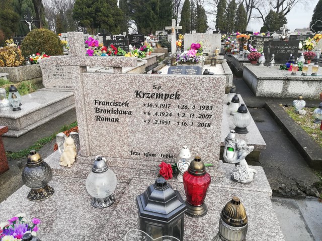 Franciszek Krzempek 1917 Oświęcim - Grobonet - Wyszukiwarka osób pochowanych