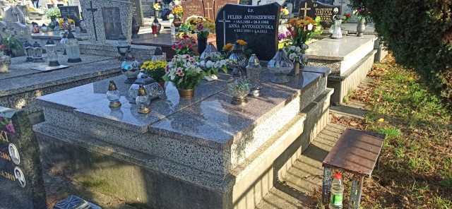 Anna Antoszewska 1930 Oświęcim - Grobonet - Wyszukiwarka osób pochowanych