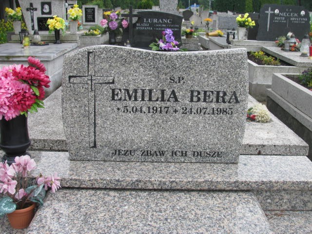 Emilia Bera 1917 Oświęcim - Grobonet - Wyszukiwarka osób pochowanych