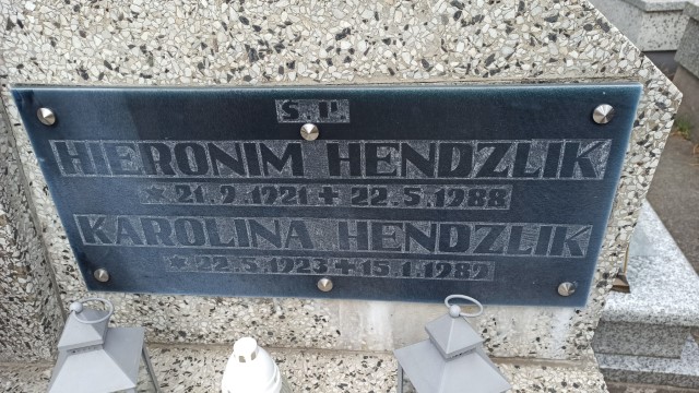 Grób Hieronim Hendzlik